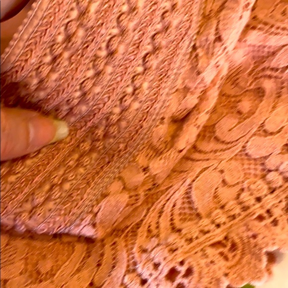 NEW Lace shorts in ivory or black - Picture 7 of 8